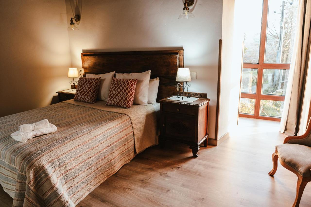 El Rosal Villa Beloncio Екстериор снимка